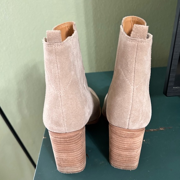 COPY - Marc fisher Alva booties - Picture 2 of 6